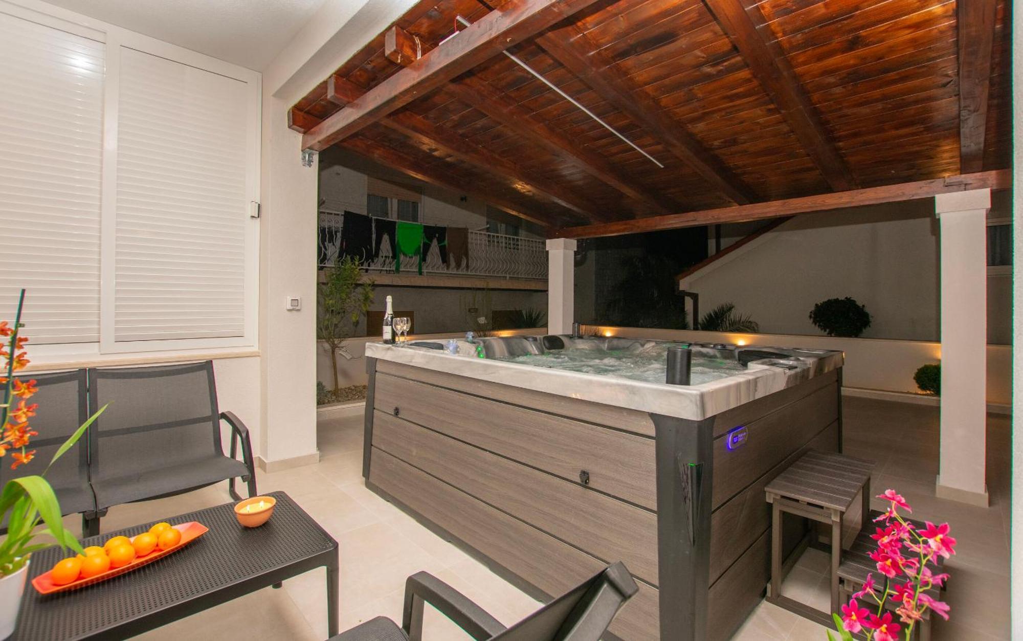 Apartment Dora Duće Esterno foto