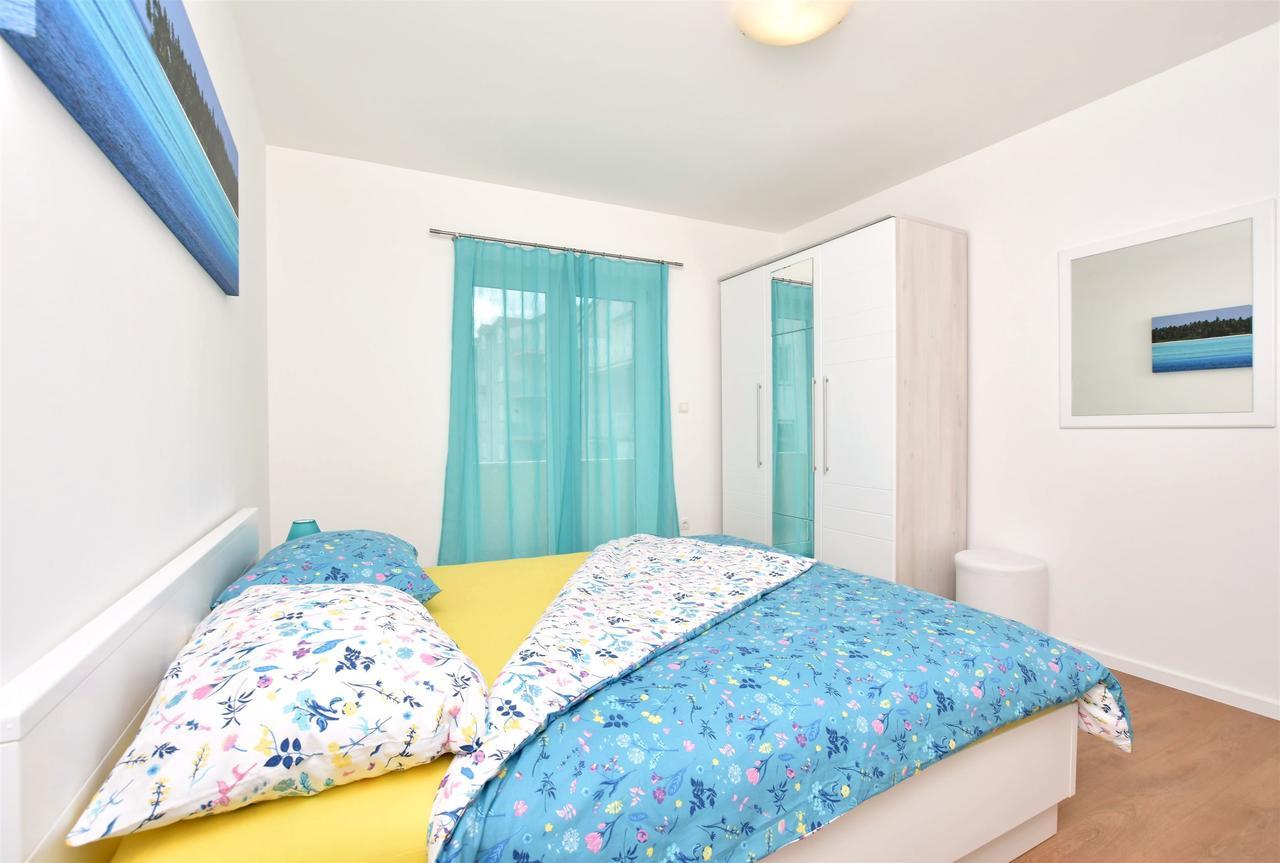 Apartment Dora Duće Esterno foto